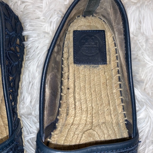 Tory Burch ‘RHEA’ Embroidered Leather Espadrille - Picture 2 of 3